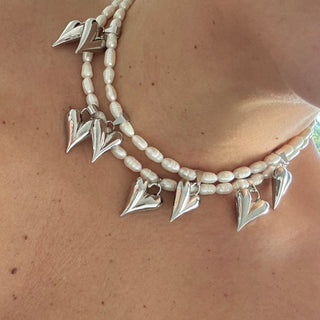 4x Rebel Heart Pearl Necklace - Rumbita